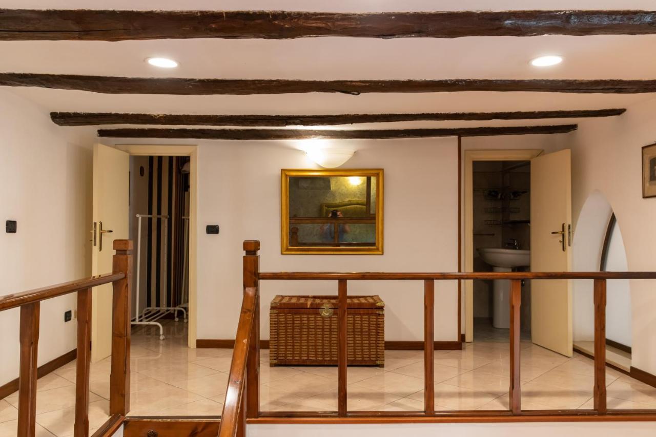 Domus Annabella Apartment Naples Luaran gambar
